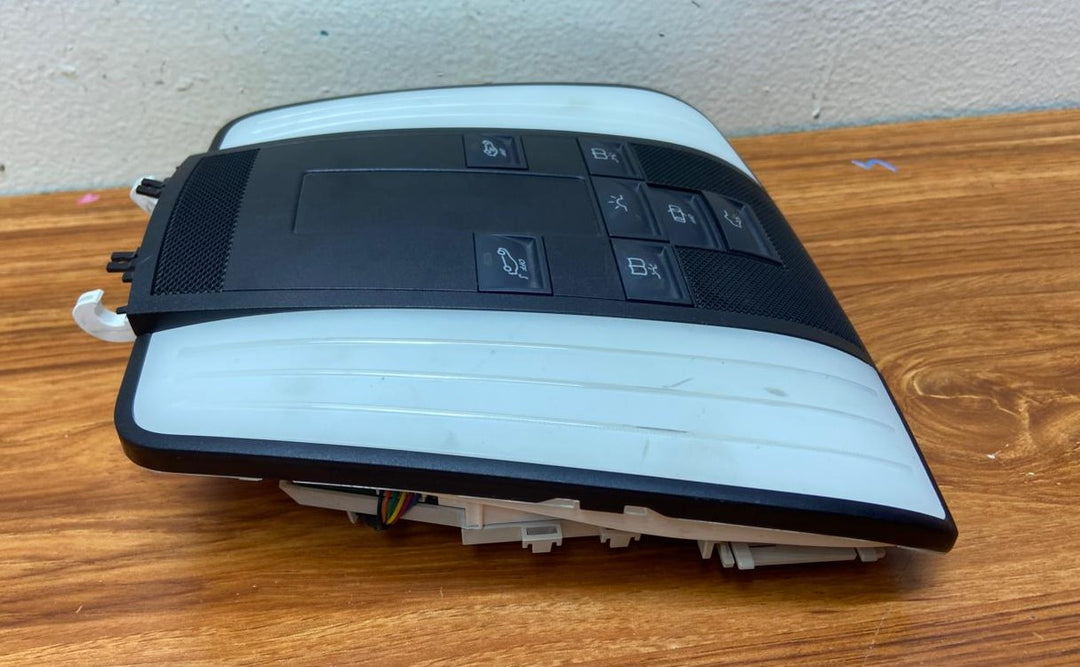 Mercedes-Benz Front Interior Roof Light A2129067902 E-Class W212 CLS W218 OEM