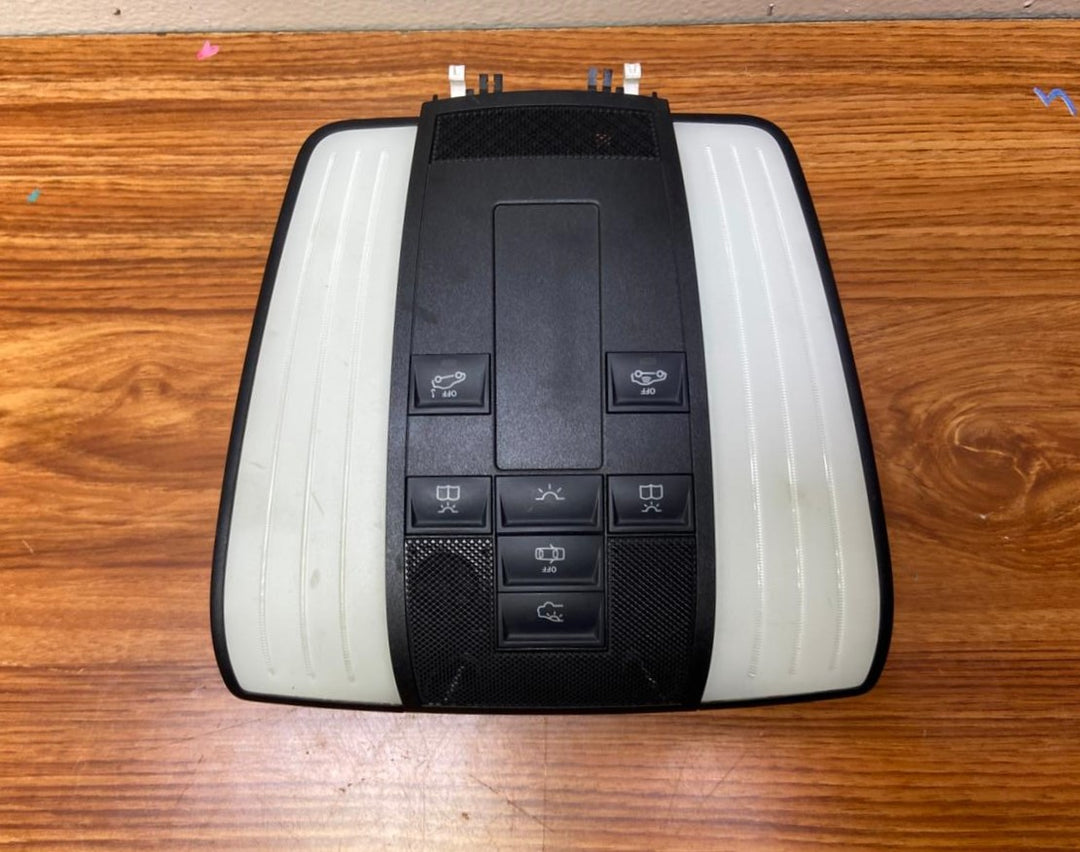 Mercedes-Benz Front Interior Roof Light A2129067902 E-Class W212 CLS W218 OEM