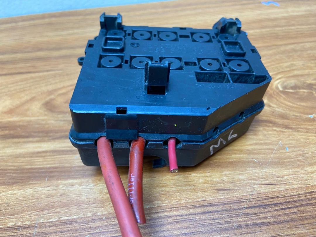 Mercedes-Benz Fuse Box A1645400350 W164 GL-Class ML-Class W251 R-Class OEM