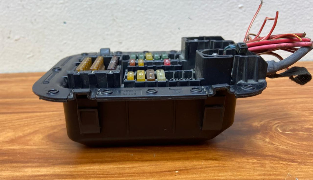 Mercedes-Benz C-Class W205 S-Class W222 Fuse Box A2225403150 OEM