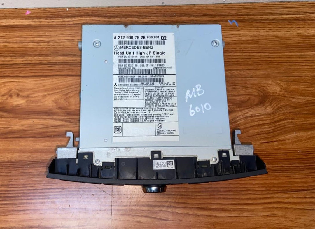 Mercedes-Benz Head Unit CD Player A2129007526 E-Class W212 OEM Radio Audio