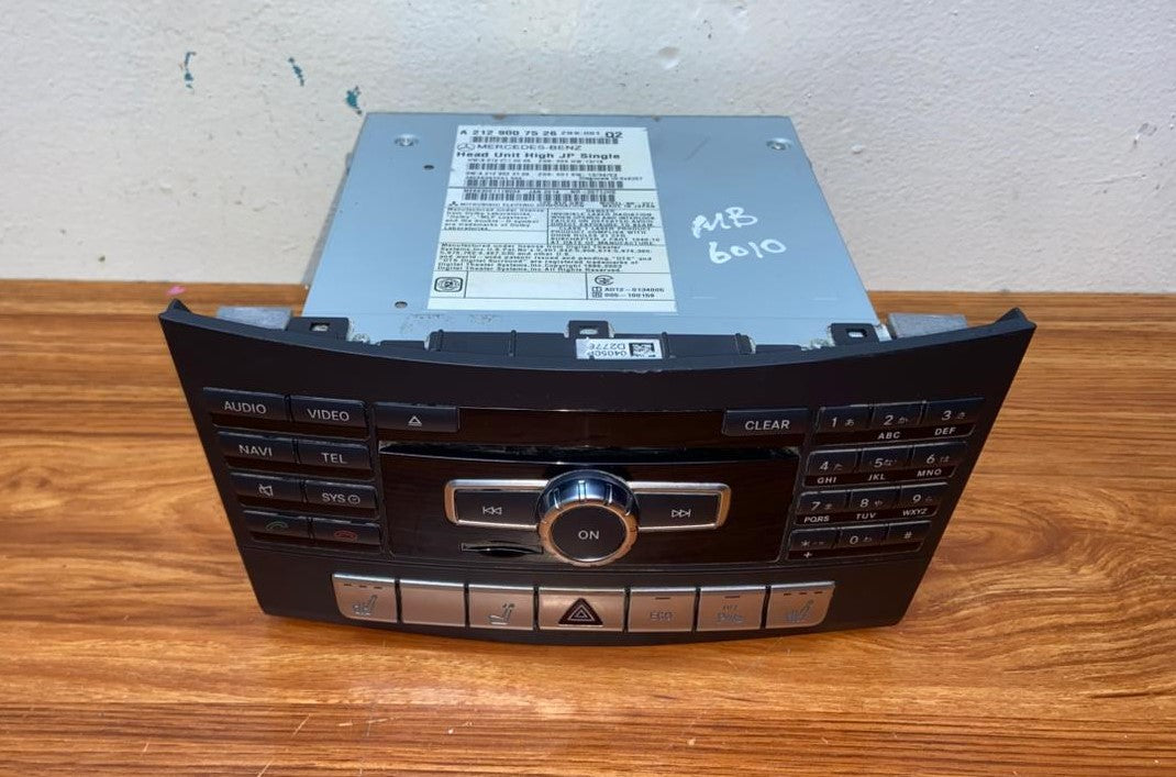 Mercedes-Benz Head Unit CD Player A2129007526 E-Class W212 OEM Radio Audio