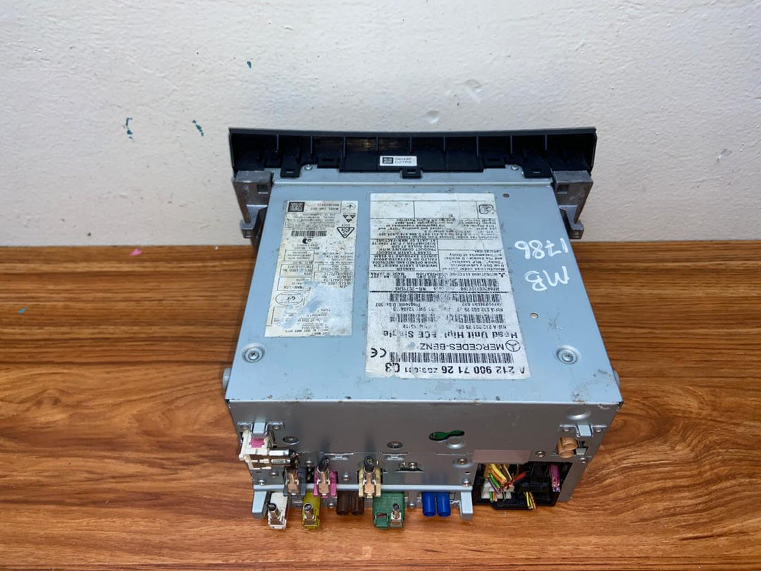 Mercedes-Benz Head Unit CD Player A2129007126 E-Class W212 OEM Radio Audio