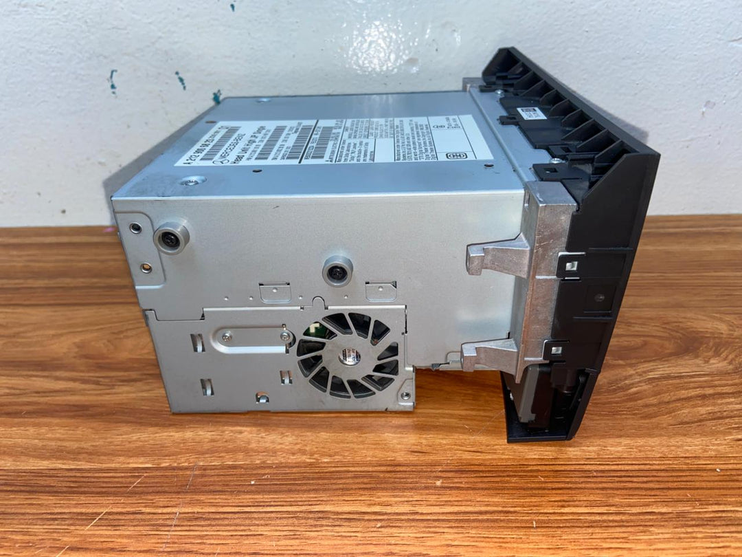 Mercedes-Benz Head Unit CD Player A2129006823 E-Class W212 OEM Radio Audio