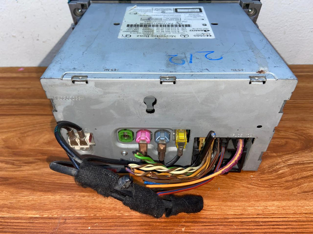 Mercedes-Benz Head Unit CD Player A2129008624 E-Class W212 OEM Radio Audio