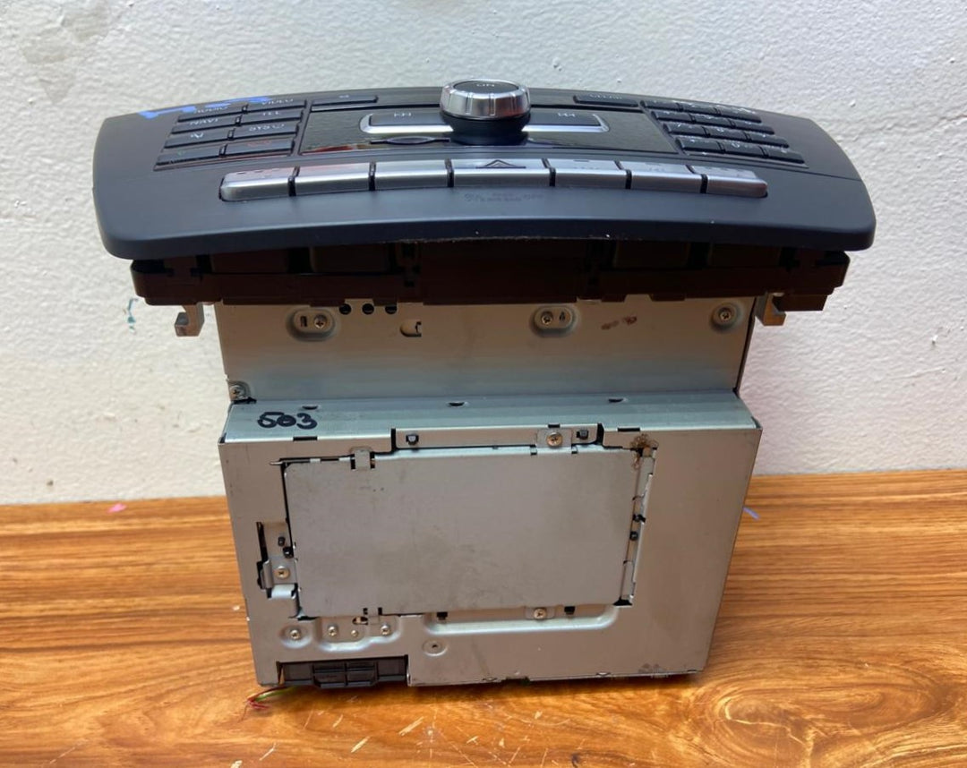 Mercedes-Benz Head Unit CD Player A2049004311 C-Class W204 OEM Radio Audio
