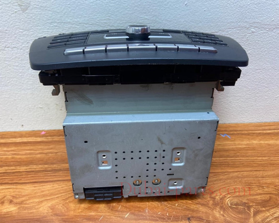 Mercedes-Benz Head Unit CD Player A2049009510 C-Class W204 OEM Radio Audio