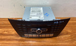 Bild in die Galerieansicht laden, Mercedes-Benz Head Unit CD Player A2049001408 C-Class W204 OEM Radio Audio