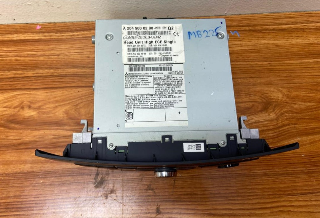 Mercedes-Benz Head Unit CD Player A2049000208 C-Class W204 OEM Radio Audio