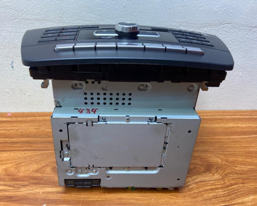 Mercedes-Benz Head Unit CD Player A2049000314 C-Class W204 OEM Radio Audio