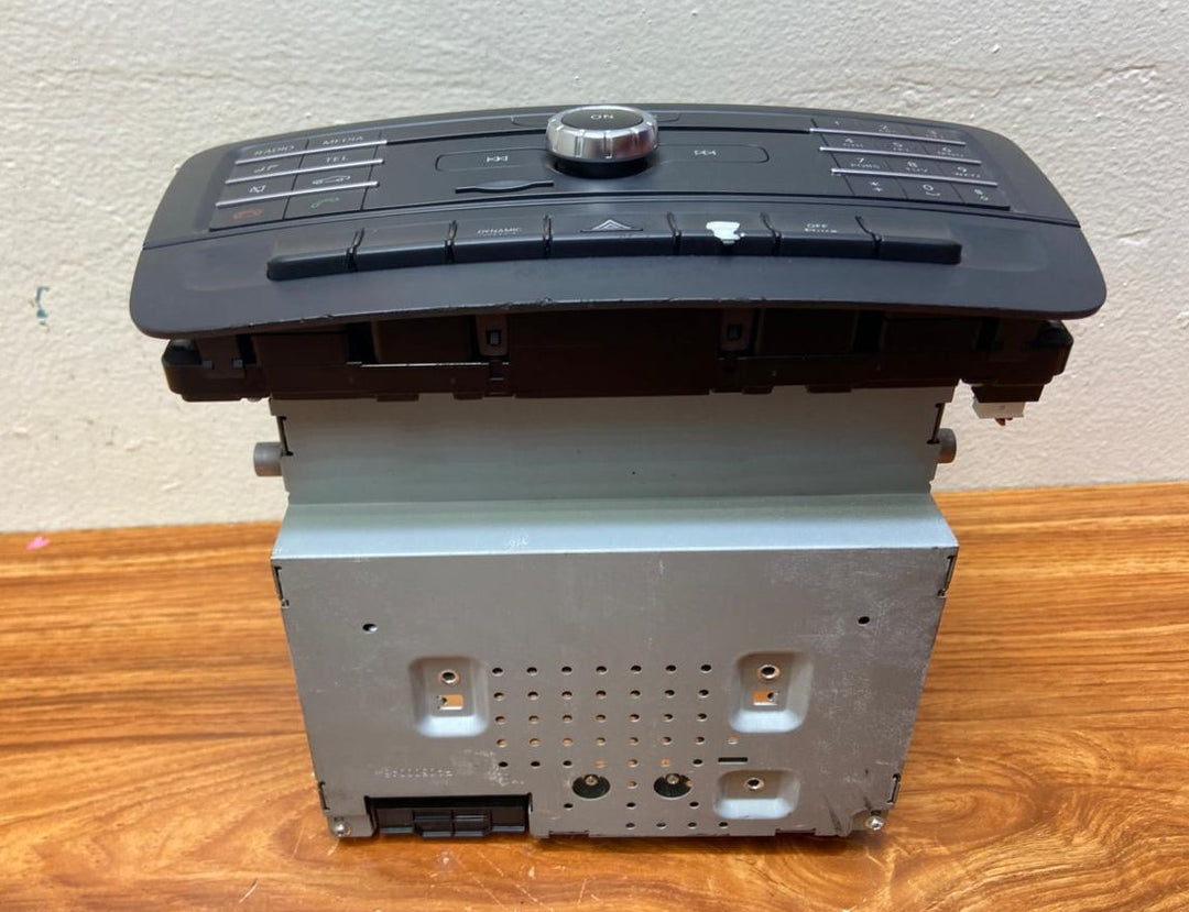Mercedes-Benz Head Unit CD Player A2469009816 A-Class W246 B-Class OEM Radio Audio