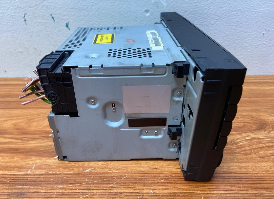 Mercedes-Benz Head Unit CD Player A2118701289 E-Class W211 OEM Radio Audio