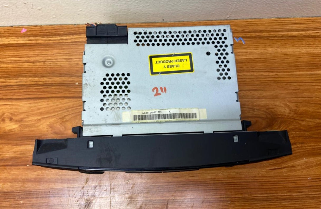 Mercedes-Benz Head Unit CD Player A2118701289 E-Class W211 OEM Radio Audio