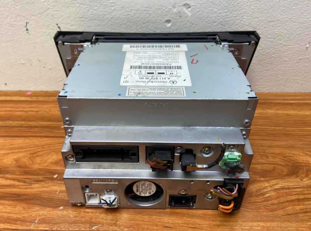 Mercedes-Benz Head Unit CD Player A2118703690 E-Class W211 OEM Radio Audio