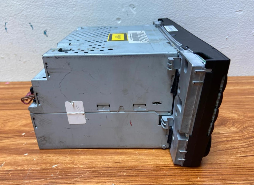 Mercedes-Benz Head Unit CD Player A2118203497 E-Class W211 OEM Radio Audio