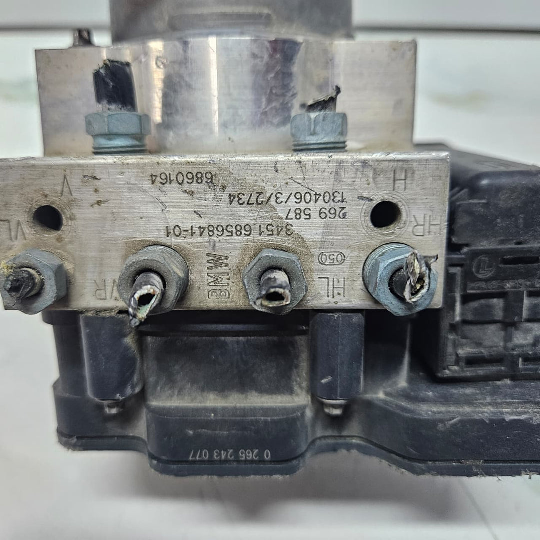 OEM BMW 7 Series F02 2013-2015 ABS Pump 6860164 DXC9 L6