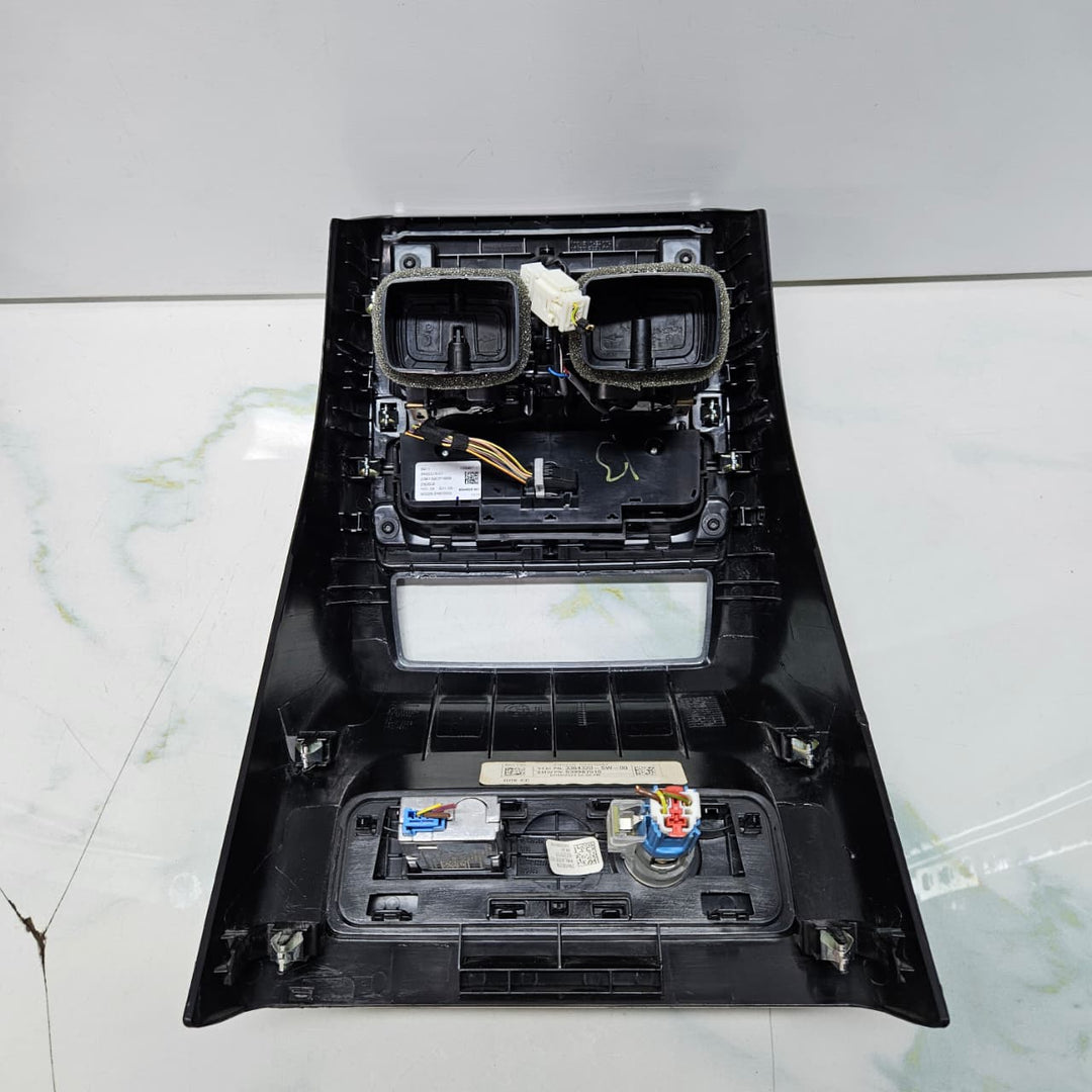 2020 BMW X5 G05 X6 G06 G07 XM Center Console Rear Cover 9399875