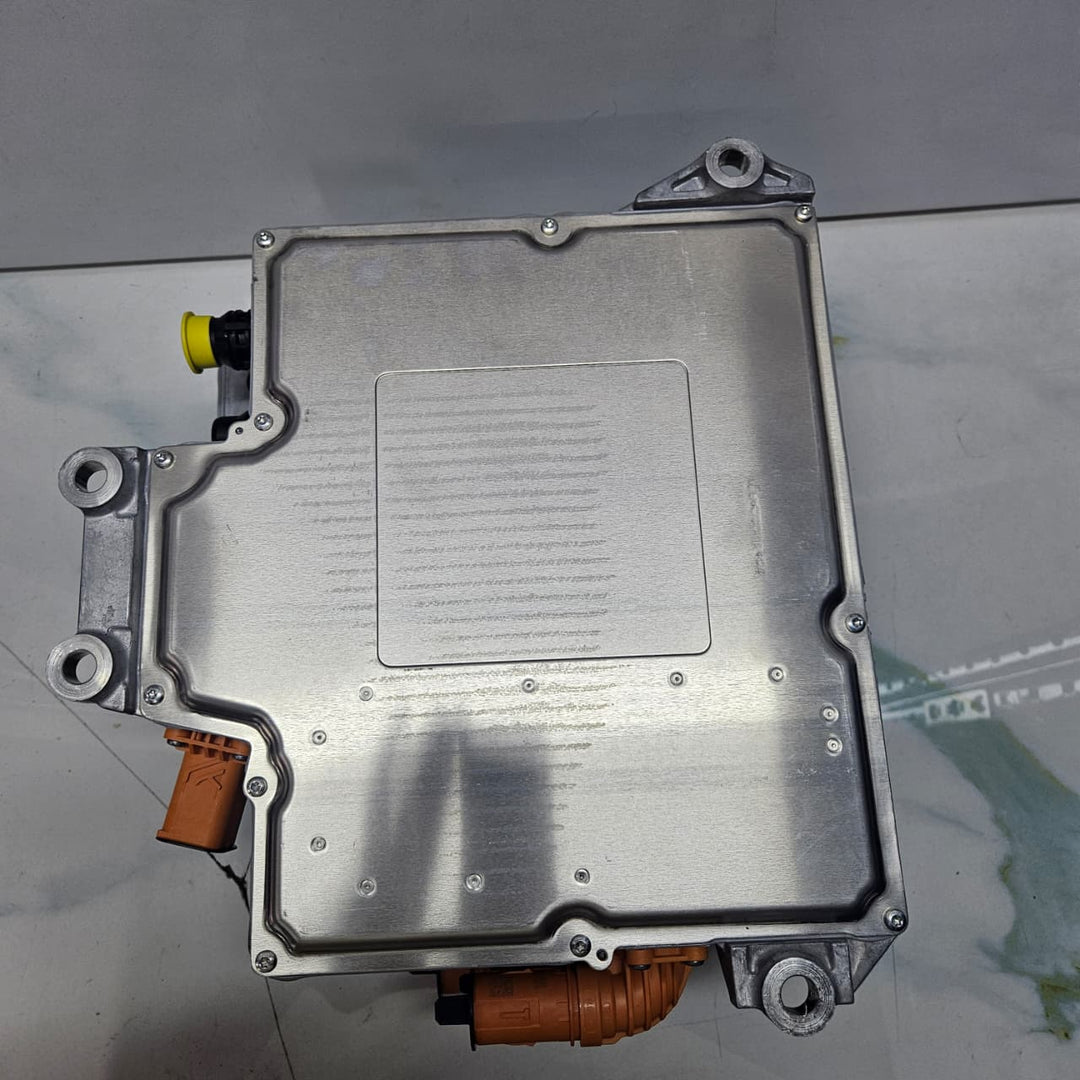 Genuine 2025 BMW iX Combined Charging Unit 5B68313 Brand New