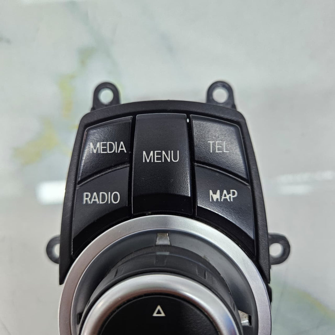 OEM BMW E81 E82 E87 E90 E91 E60 E84 E70 E71 I Drive Controller 9334612