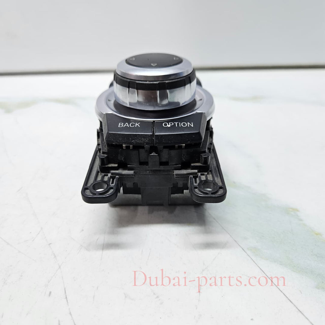 OEM BMW 6 Series F06 F12 F13 I Drive Controller 4 Pins 9247892