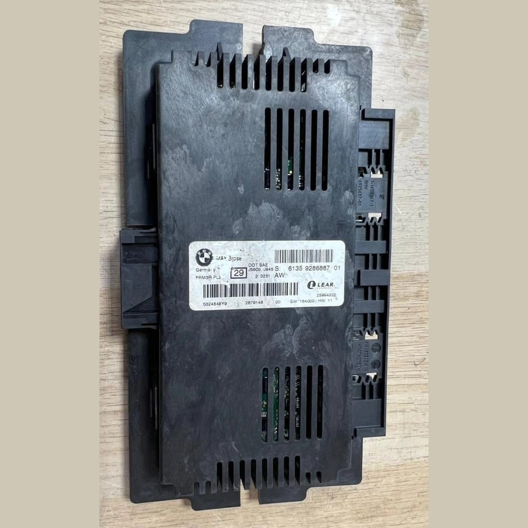 2010–2015 BMW X1 E84 E90 E92 E93 Footwell Light Control Module FRM3 (9286887) – OEM