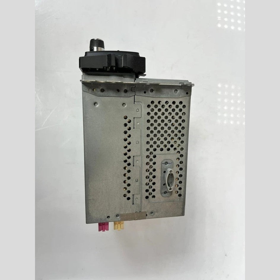 2013 BMW X1 E84 E82 E88 E90 E91 E92 E93 CIC Navigation Head Unit (9283431) – OEM