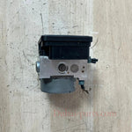 Load image into Gallery viewer, 2016 BMW 1 Series F20 F21 2 Series F22 F87 M2 F30 320i ABS Pump Control Module (6881173) – OEM