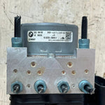 Bild in die Galerieansicht laden, 2015–2019 BMW 328i M4 F30 ABS Anti-Lock Brake Pump Module (6871110) – OEM