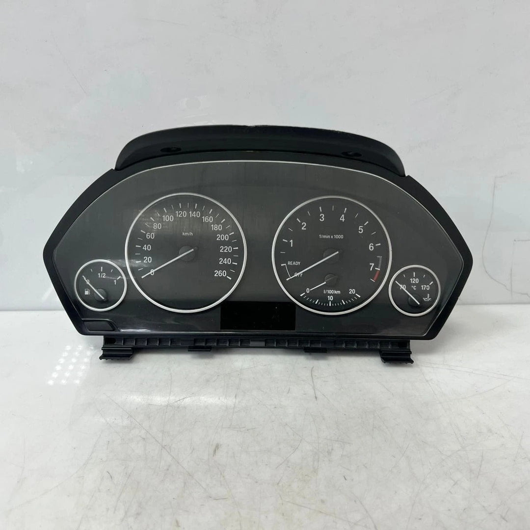OEM BMW 3 Series F30 F31 F33 LCI Diesel Instrument Cluster Speedometer (9232893)