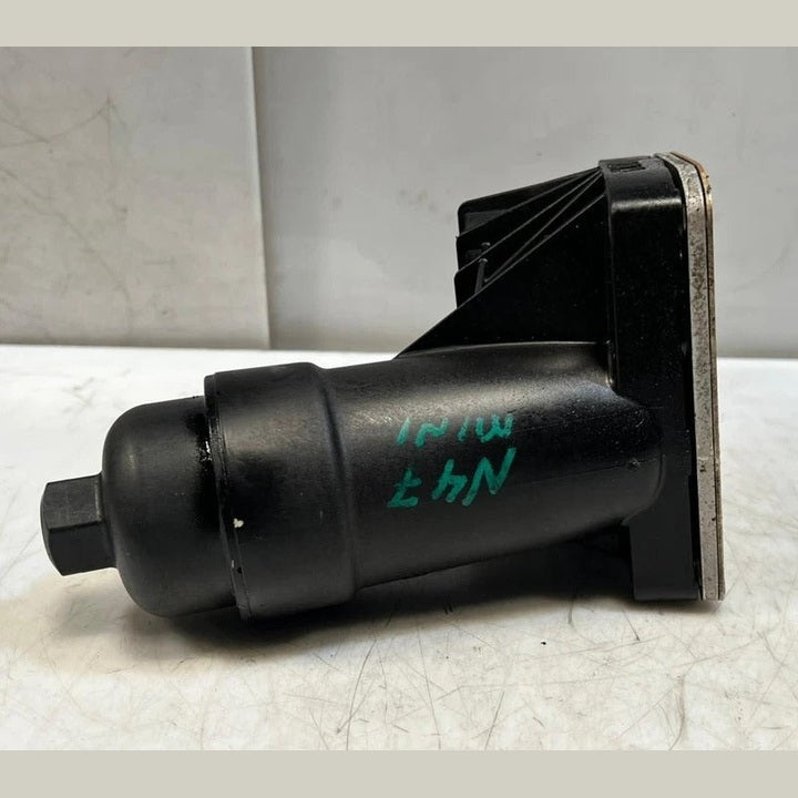 BMW N47D20C E90 F30 F20 F10 Engine Oil Filter Heat Exchanger Water-Cooled (8507626) – OEM