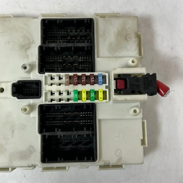 2015 BMW N20 F30 520i Engine Control Unit ECU Set DME + FEM + 1 Key (8606777) – OEM