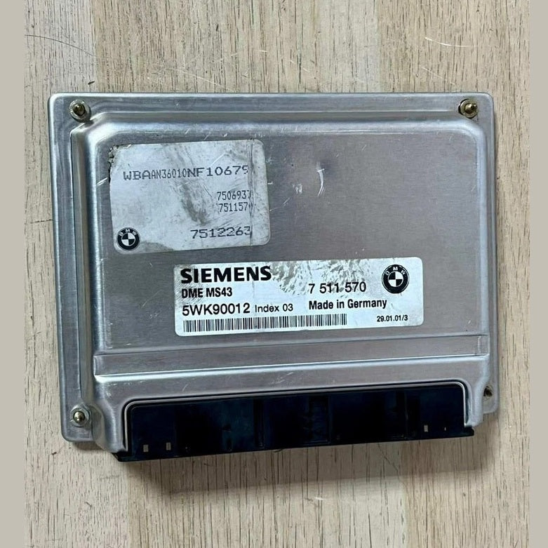 2001 BMW 525i E39 Z3 Roadster 2.5i Engine Control Unit ECU DME MS43 (7511570) – OEM