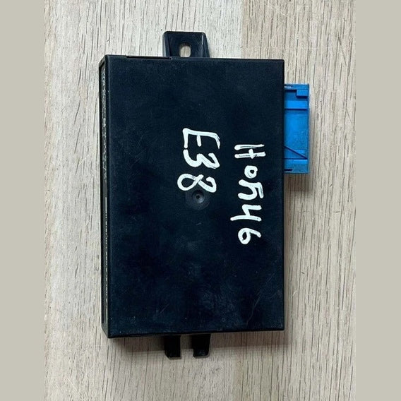 1995–2003 BMW 525i E39 Cruise Control Module (8375497) – OEM