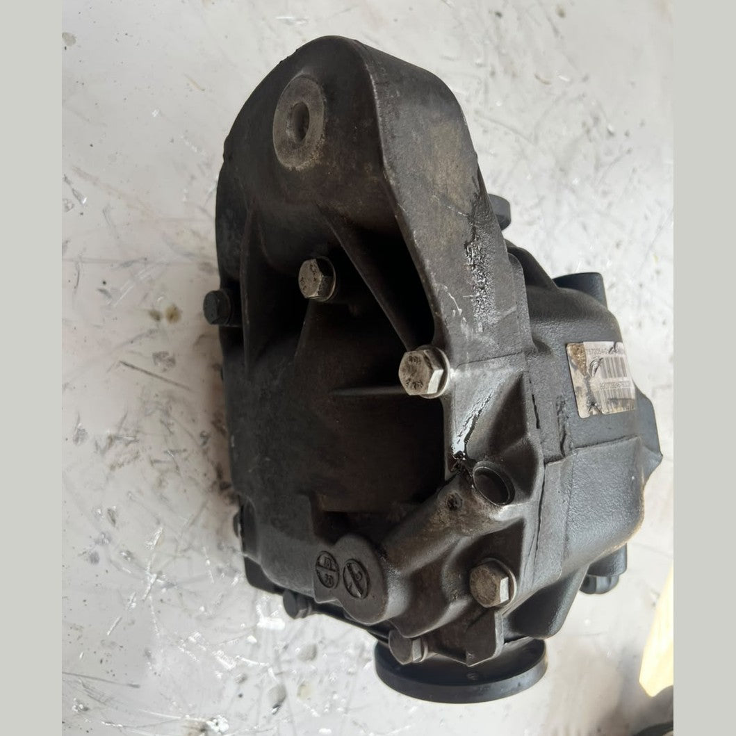 2007–2013 BMW 135i 335i E90 E92 E93 E82 E87 E88 Rear Differential 3.46 Ratio (7572054) – OEM