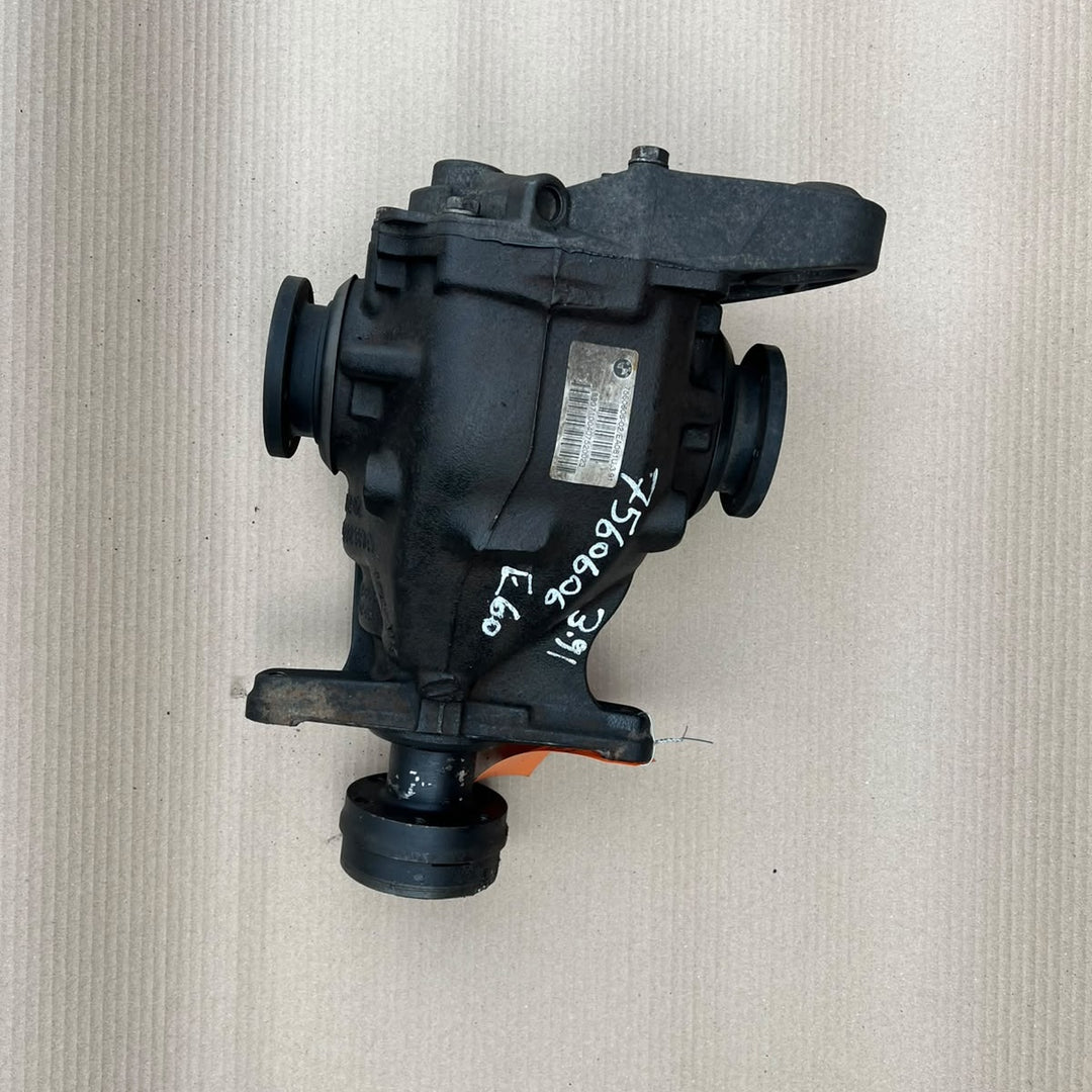 2004–2010 BMW E60 E61 525i E63 E64 630i Rear Differential 3.91 Ratio (7560606) – OEM