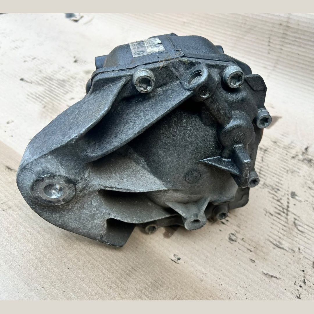 2012–2014 BMW F30 335i Rear Differential 2.81 Ratio (7605589) – OEM