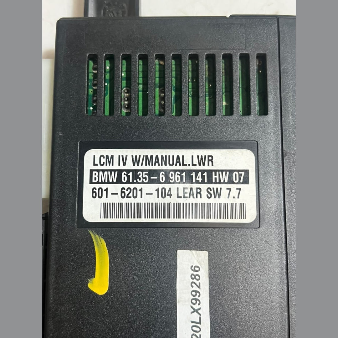 2000–2003 BMW E38 E39 E53 X5 M5 Lighting Control Module LCM III (6961141) – OEM