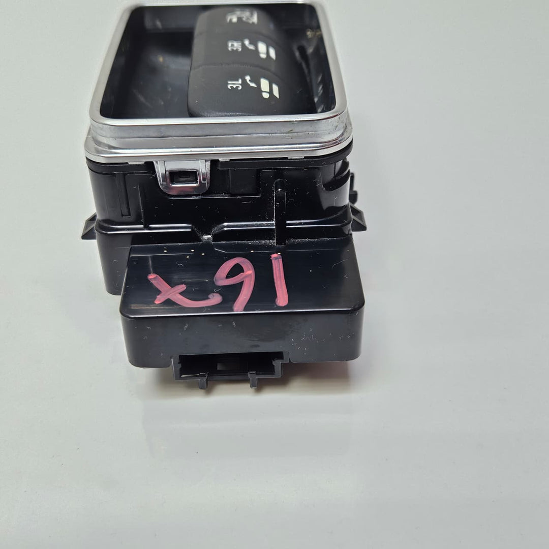 A1679057403-2020-2023 Mercedes-Benz GLE350 GLS450 Switch Block
