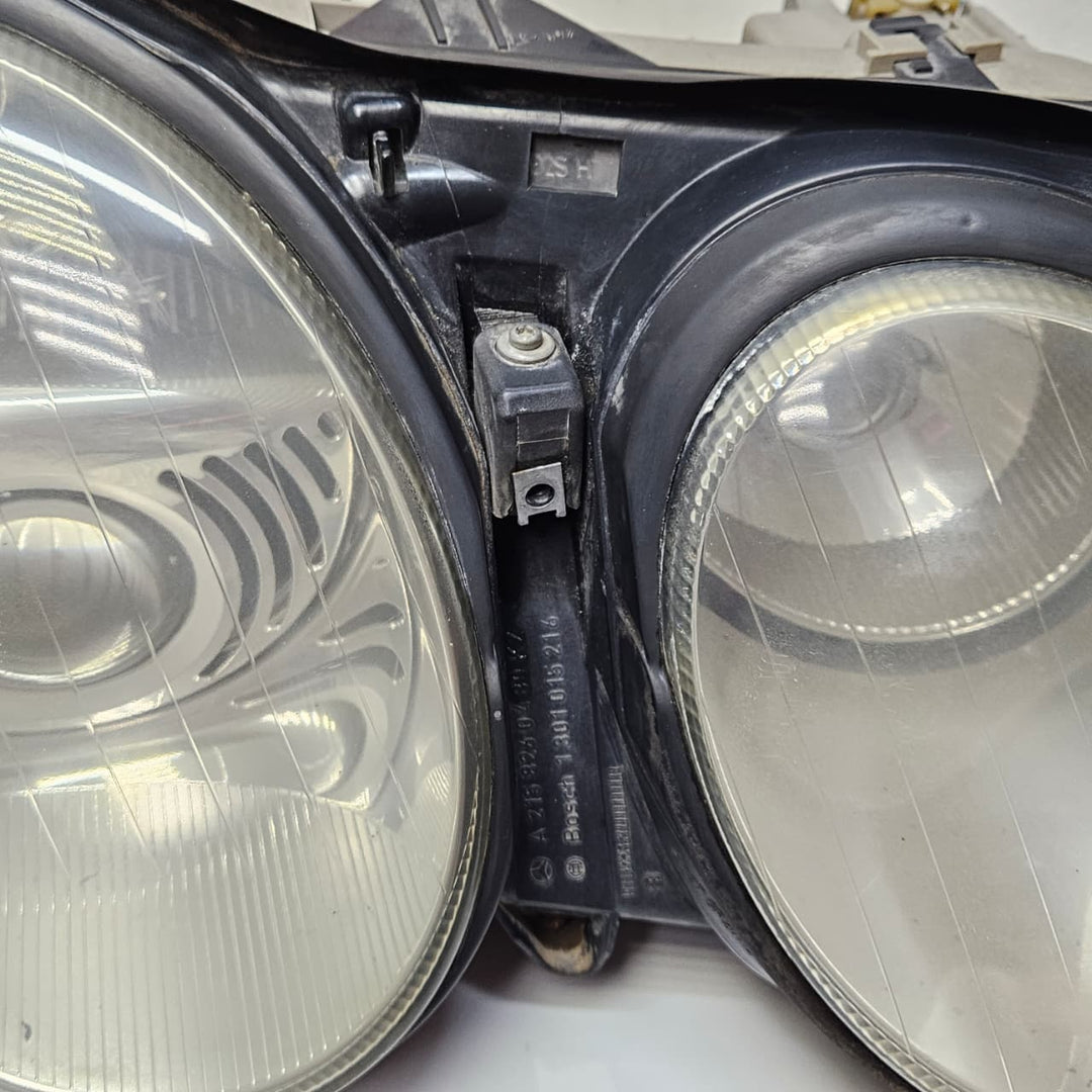 A2158201861-02-06 Mercedes-Benz CL-Class W215 Right Headlight Xenon D2S Control