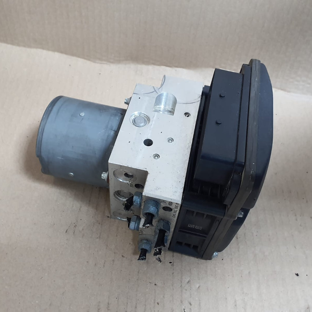 2010–2016 BMW 5 Series F10 F11 DSC ABS Hydraulic Brake Pump Control Unit (6852811) – OEM