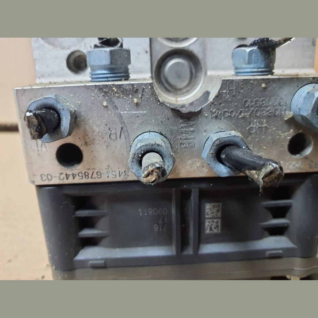 2010–2016 BMW 5 Series F10 F11 DSC ABS Hydraulic Brake Pump Control Unit (6852811) – OEM