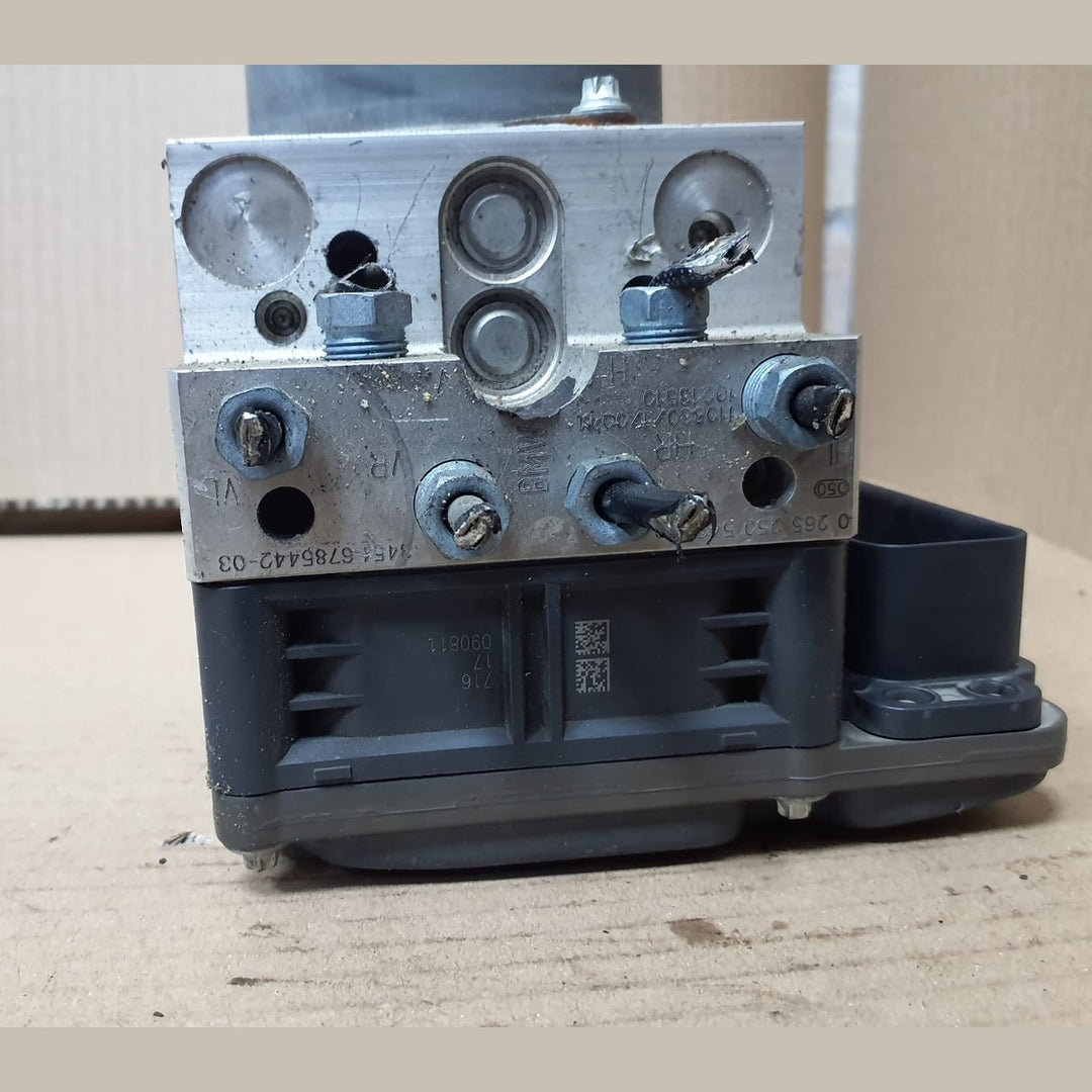 2010–2016 BMW 5 Series F10 F11 DSC ABS Hydraulic Brake Pump Control Unit (6852811) – OEM