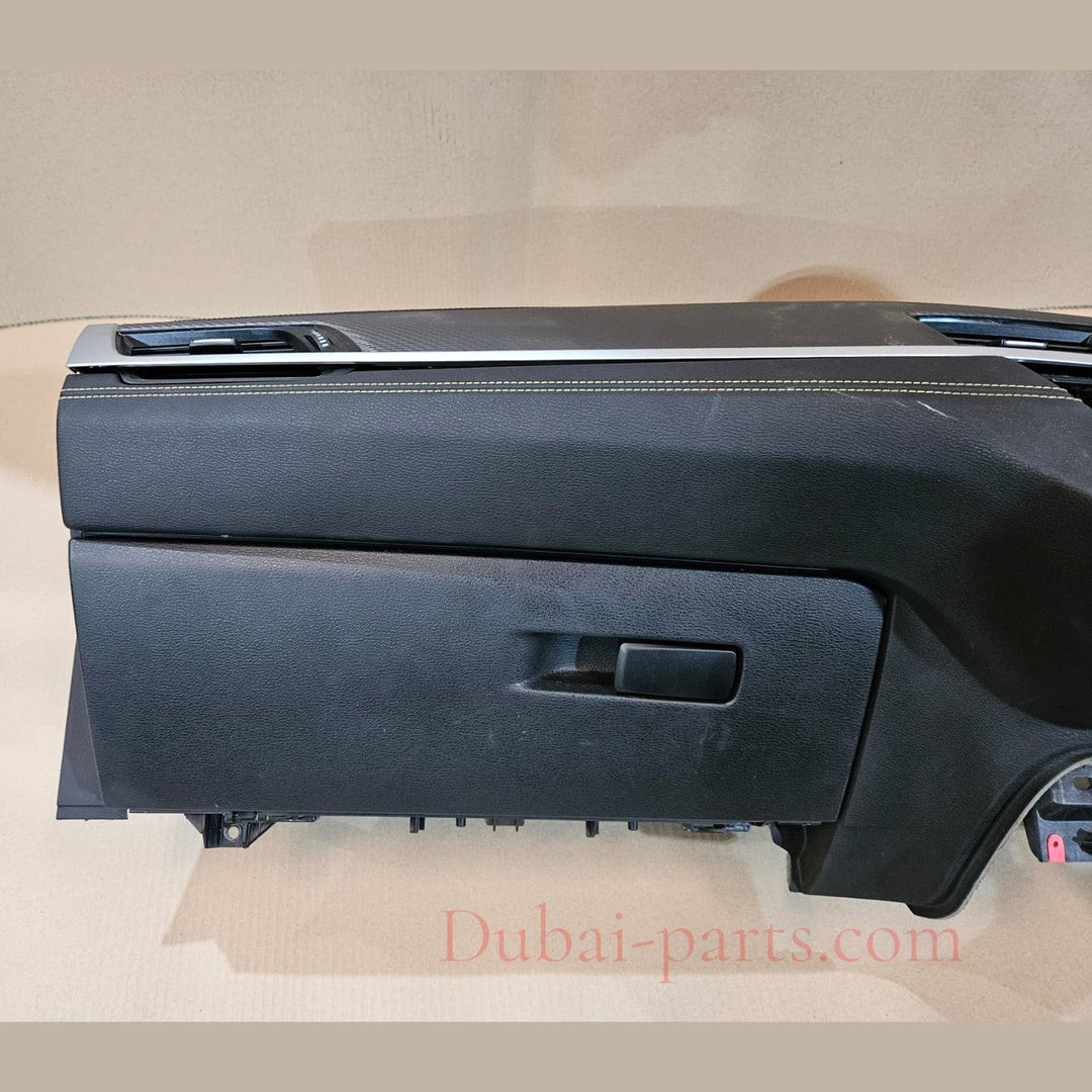 BMW X2 F39, 18dx 2019 B47B RHD DASHBOARD BLACK VIN EG17898