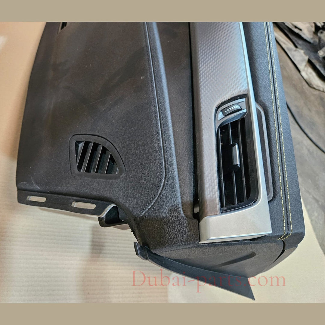 BMW X2 F39, 18dx 2019 B47B RHD DASHBOARD BLACK VIN EG17898