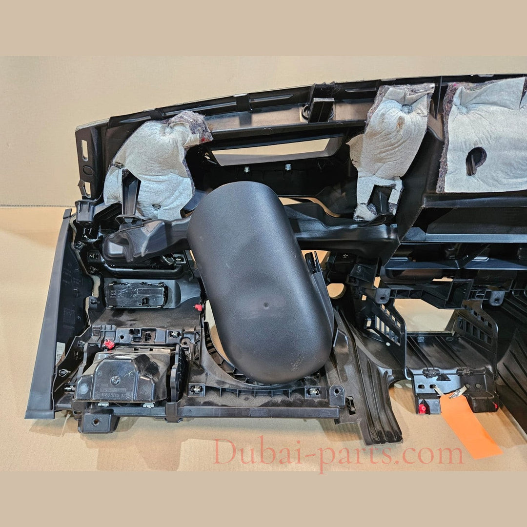 BMW X2 F39, 18dx 2019 B47B RHD DASHBOARD BLACK VIN EG17898