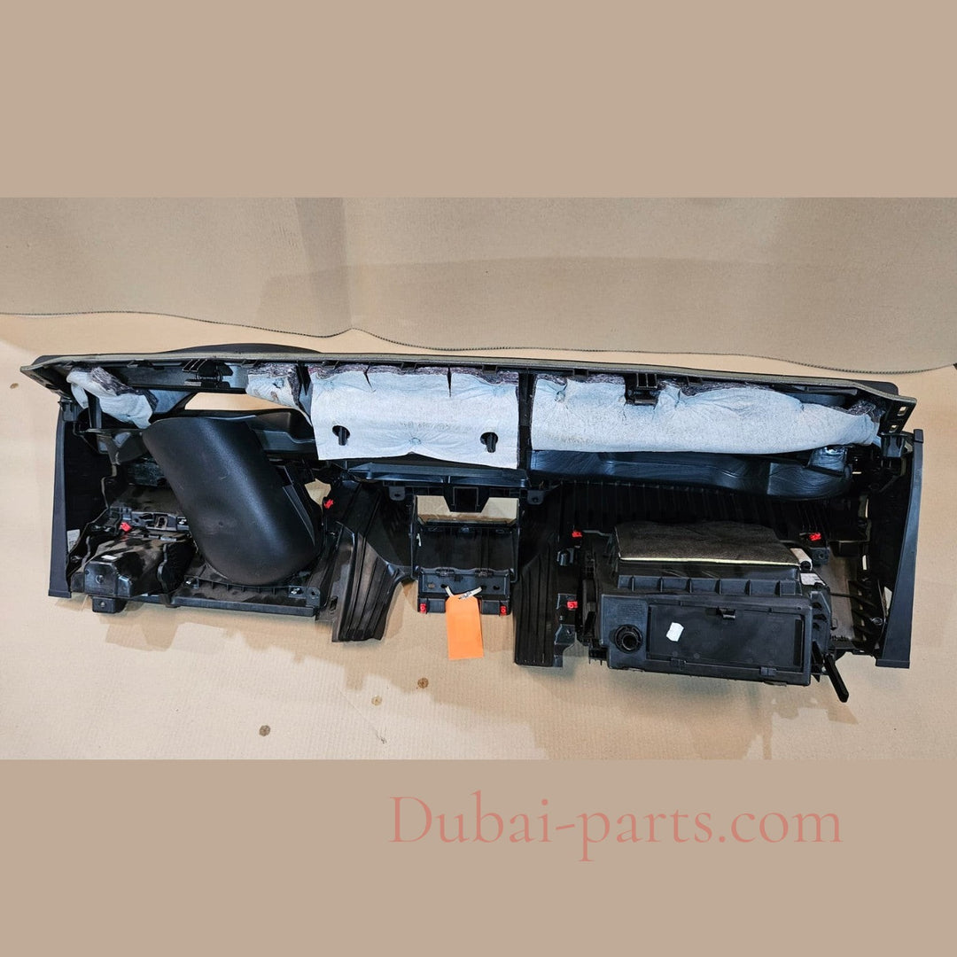 BMW X2 F39, 18dx 2019 B47B RHD DASHBOARD BLACK VIN EG17898