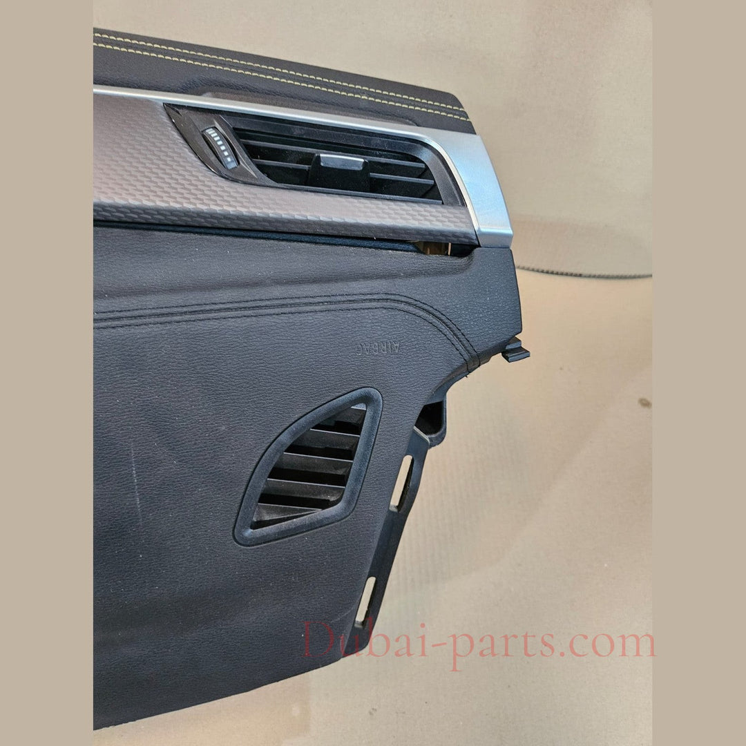 BMW X2 F39, 18dx 2019 B47B RHD DASHBOARD BLACK VIN EG17898
