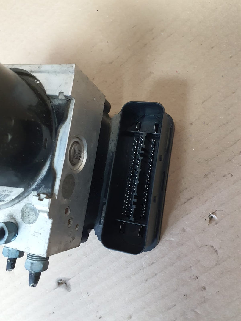 2012–2018 BMW F20 F21 F22 F30 ABS DSC Hydraulic Pump & Control Module (6862246 / 6862247) – OEM