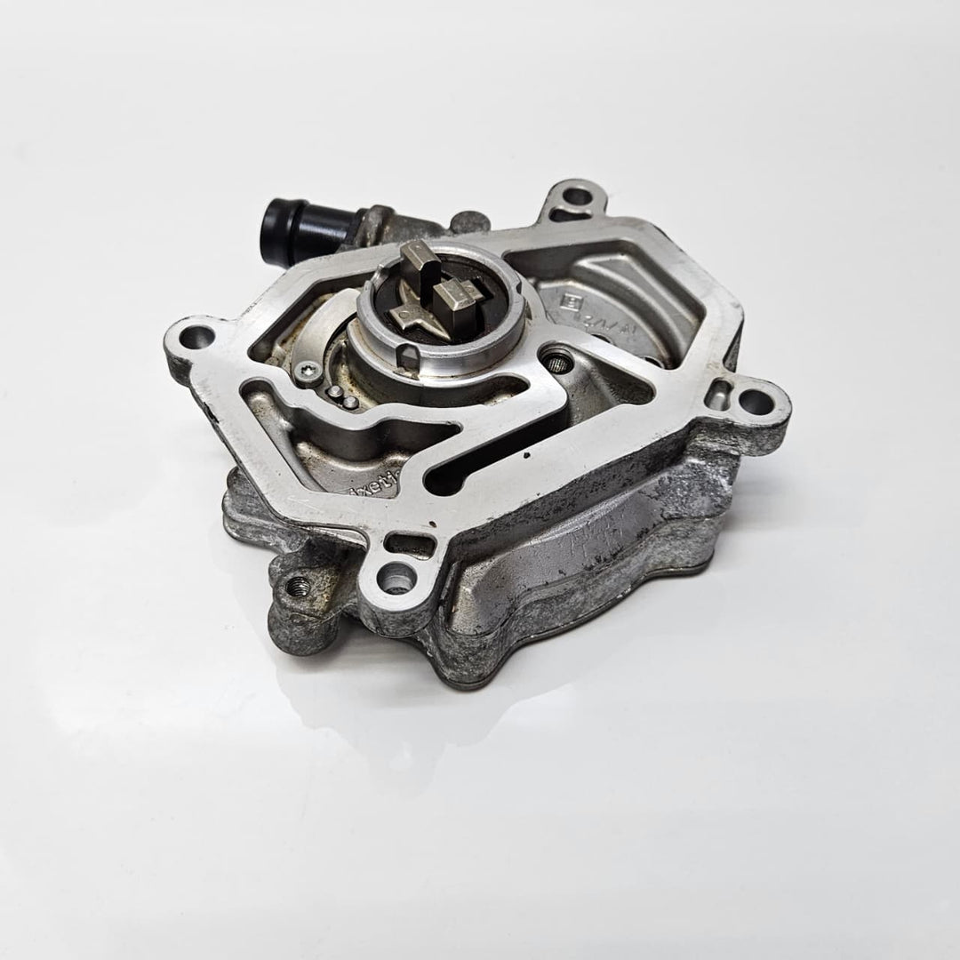 A2701800901-2017 Mercedes-Benz C200 C300 E300 CLA250 Vacuum Pump