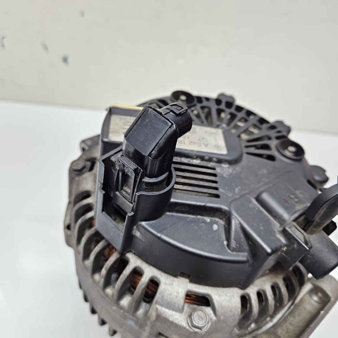 A6421540402-2009 Mercedes-Benz ML350 E320 X164 W164 W204 Alternator OEM